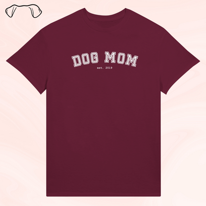 "Dog Mom/Dad est." omalla vuosiluvulla - personoitava t-paita