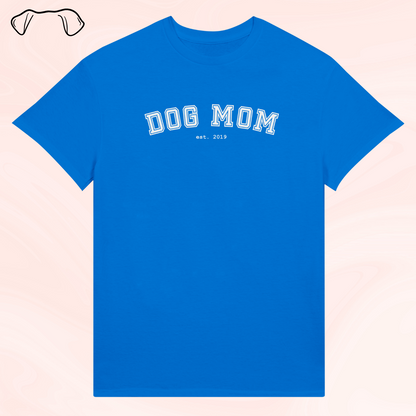 "Dog Mom/Dad est." omalla vuosiluvulla - personoitava t-paita